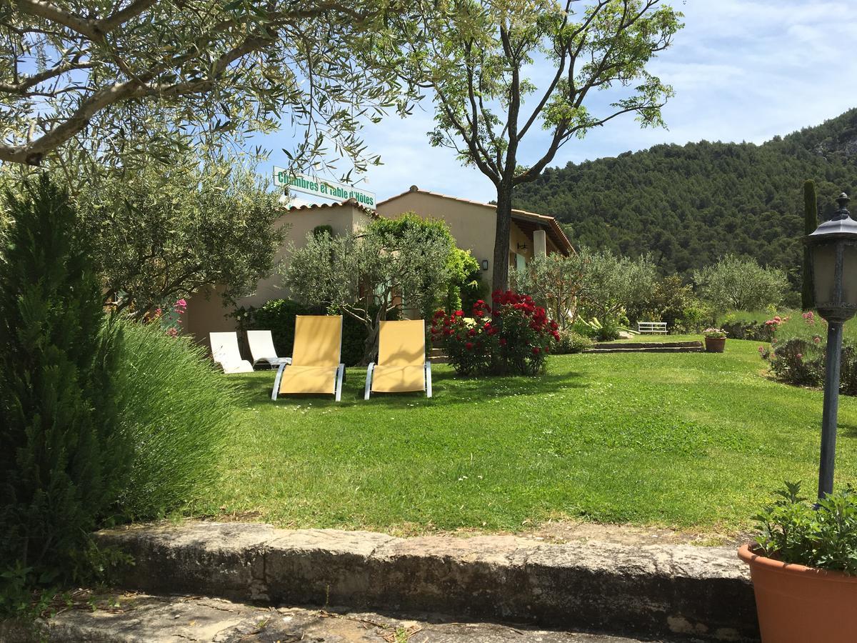 Le Grand Jardin Acomodação com café da manhã Lafare Exterior foto