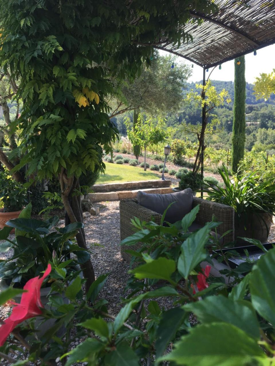 Le Grand Jardin Acomodação com café da manhã Lafare Exterior foto