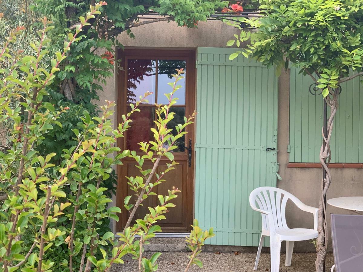 Le Grand Jardin Acomodação com café da manhã Lafare Exterior foto